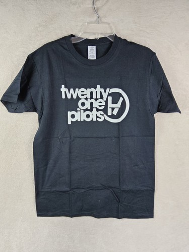 Twenty one pilots short - pilots,